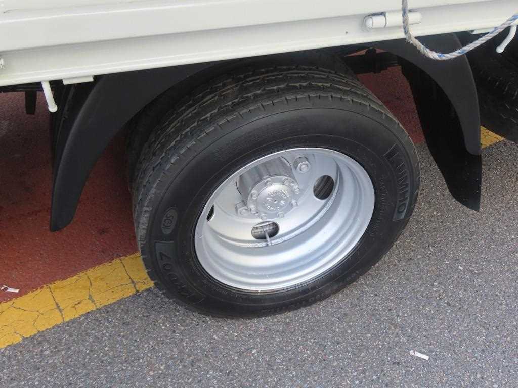 medium and large cargo Cargo 2010 Blanco - Importación desde Corea - HF Imports Iquique - Foto 13