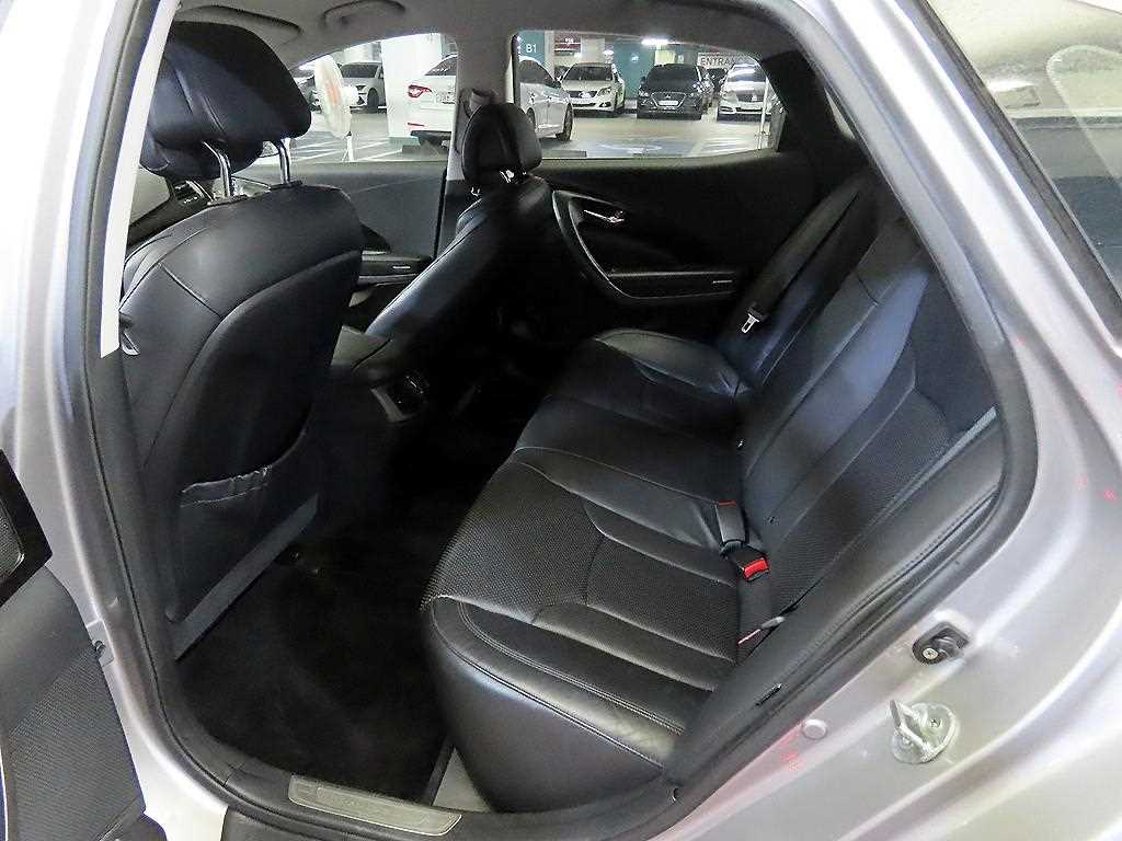 HYUNDAI Grandeur - Vista 7