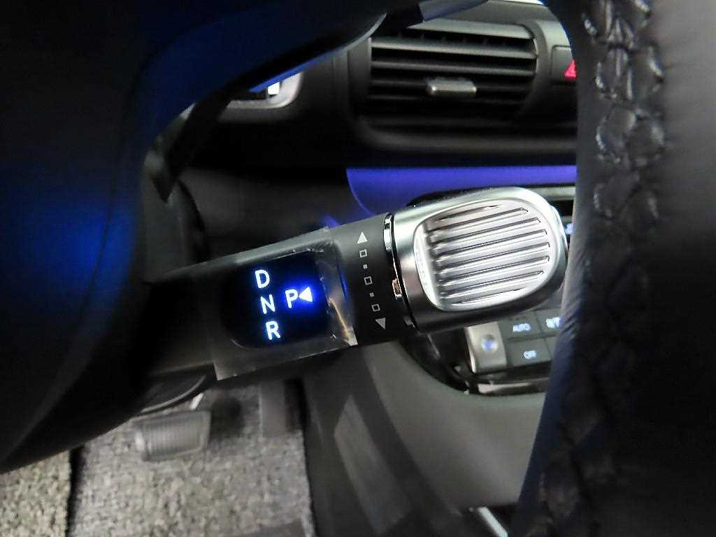 HYUNDAI Casper - Vista 10