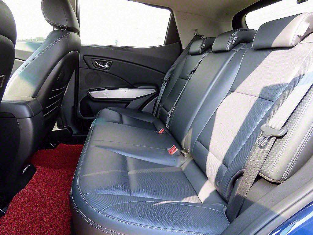 Ssangyong Tivoli - Vista 6