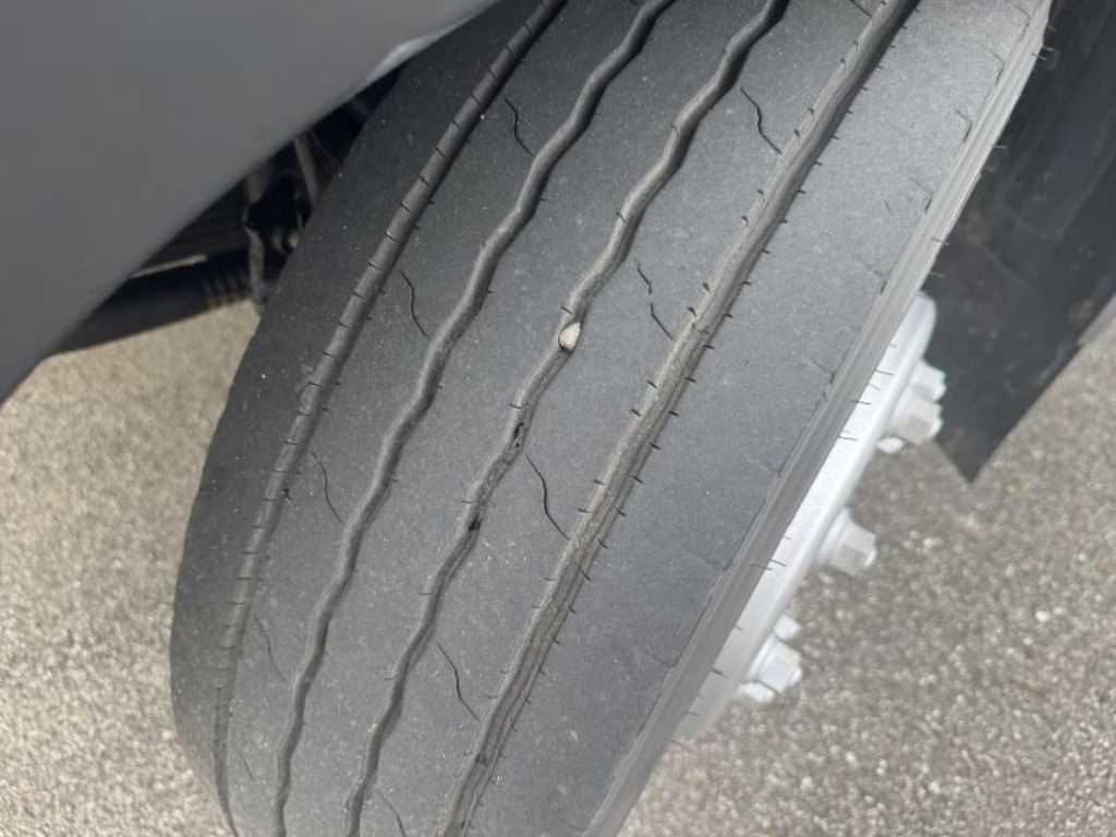 medium and large cargo Cargo - Vista 7