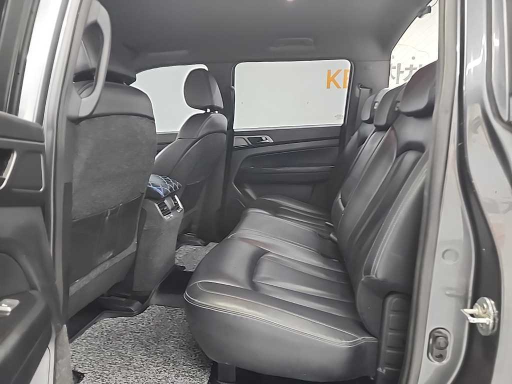 Ssangyong Rexton - Vista 12