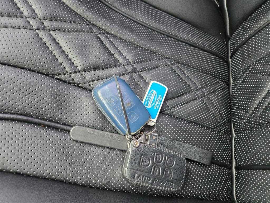 Land Rover Discovery 2014 Blanco - Importación desde Corea - HF Imports Iquique - Foto 16