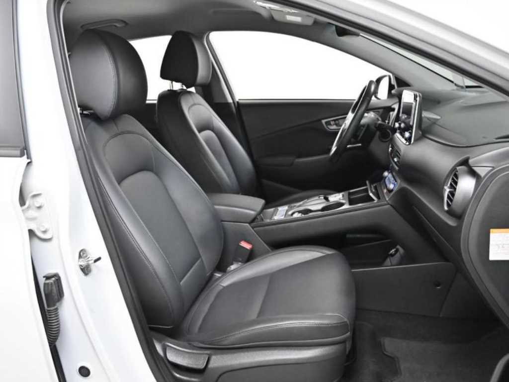 HYUNDAI Kona - Vista 10