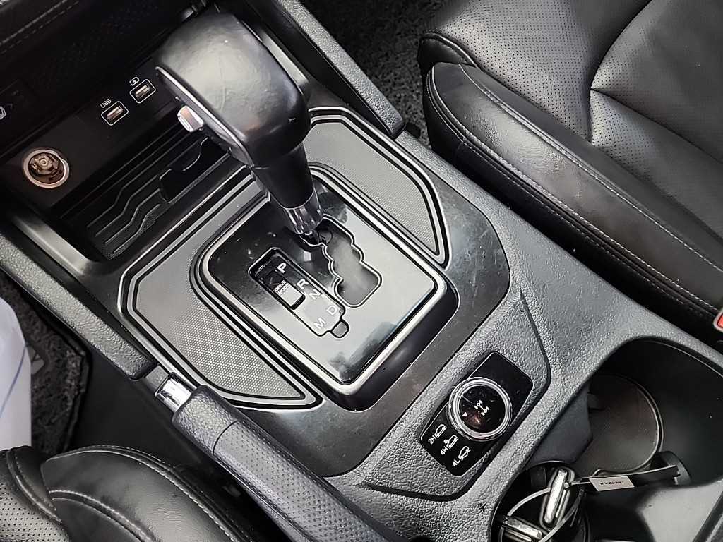 Ssangyong Rexton - Vista 8