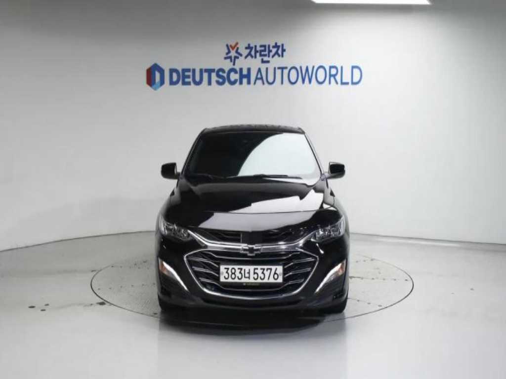 Chevrolet Malibu - Vista 3