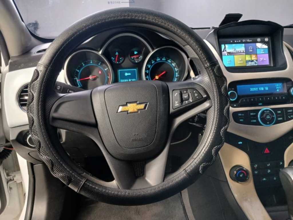 Chevrolet Cruise - Vista 11