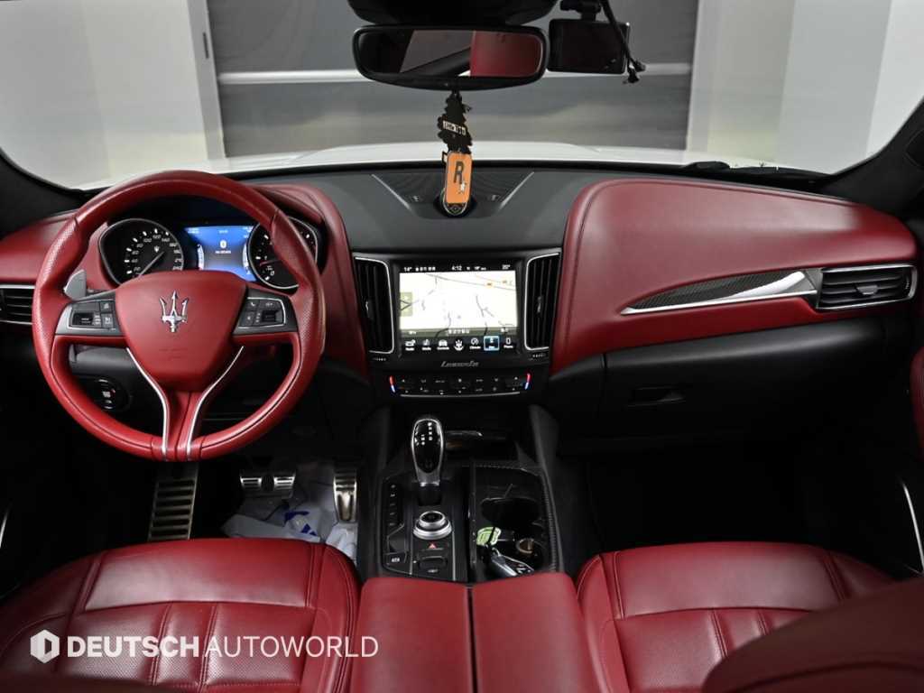 Maserati Levante - Vista 7