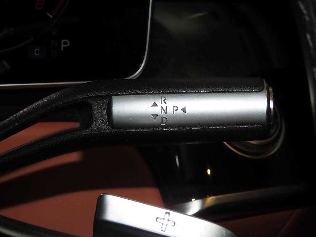 Mercedes Benz S Class - Vista 12