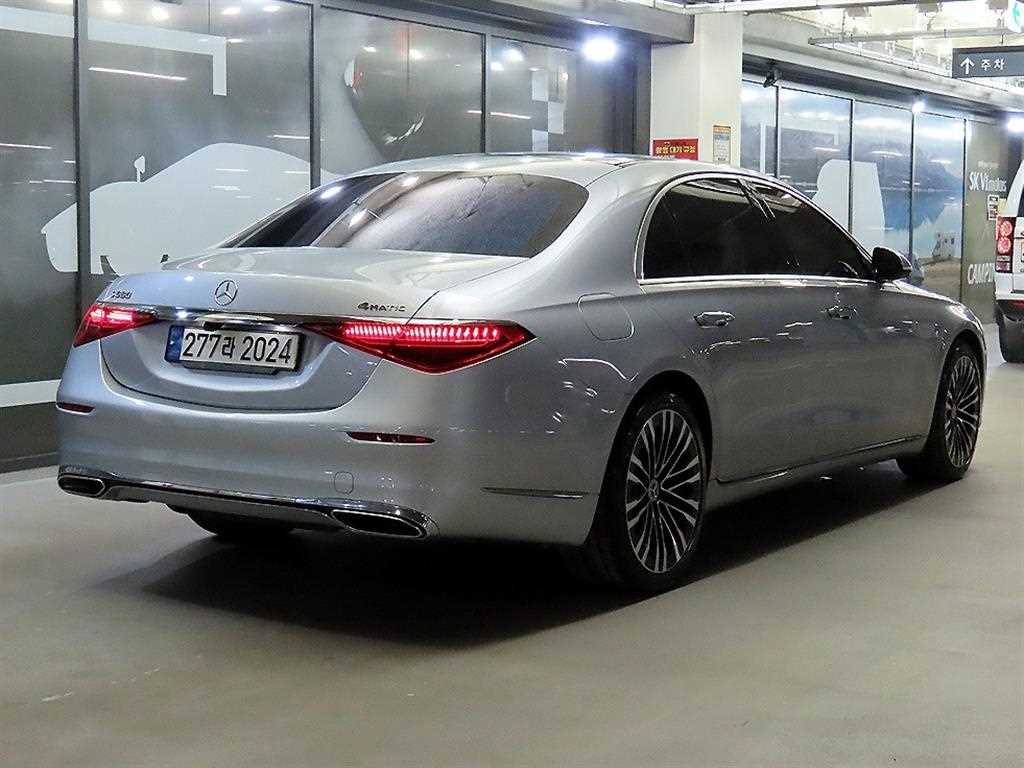 Mercedes Benz S Class - Vista 4