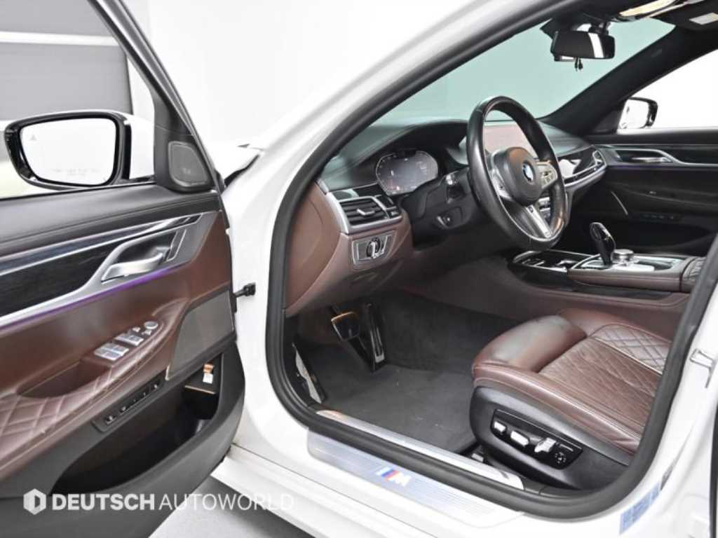 BMW 7 Series - Vista 11