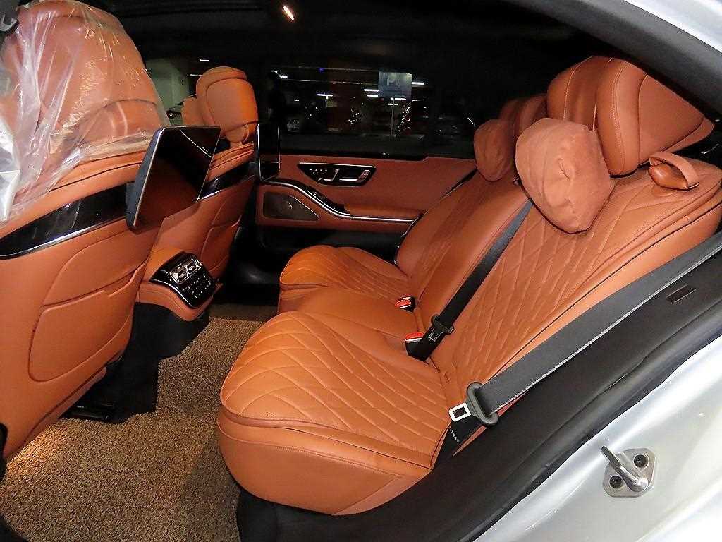 Mercedes Benz S Class - Vista 7