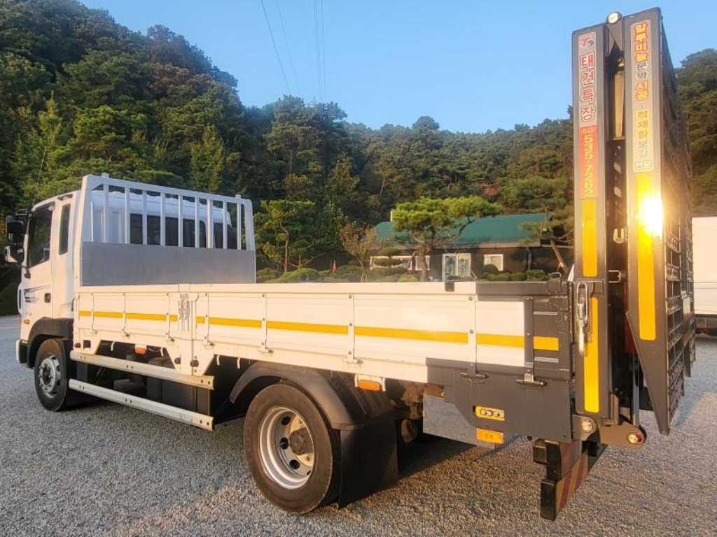 medium and large cargo Lekka - Vista 2