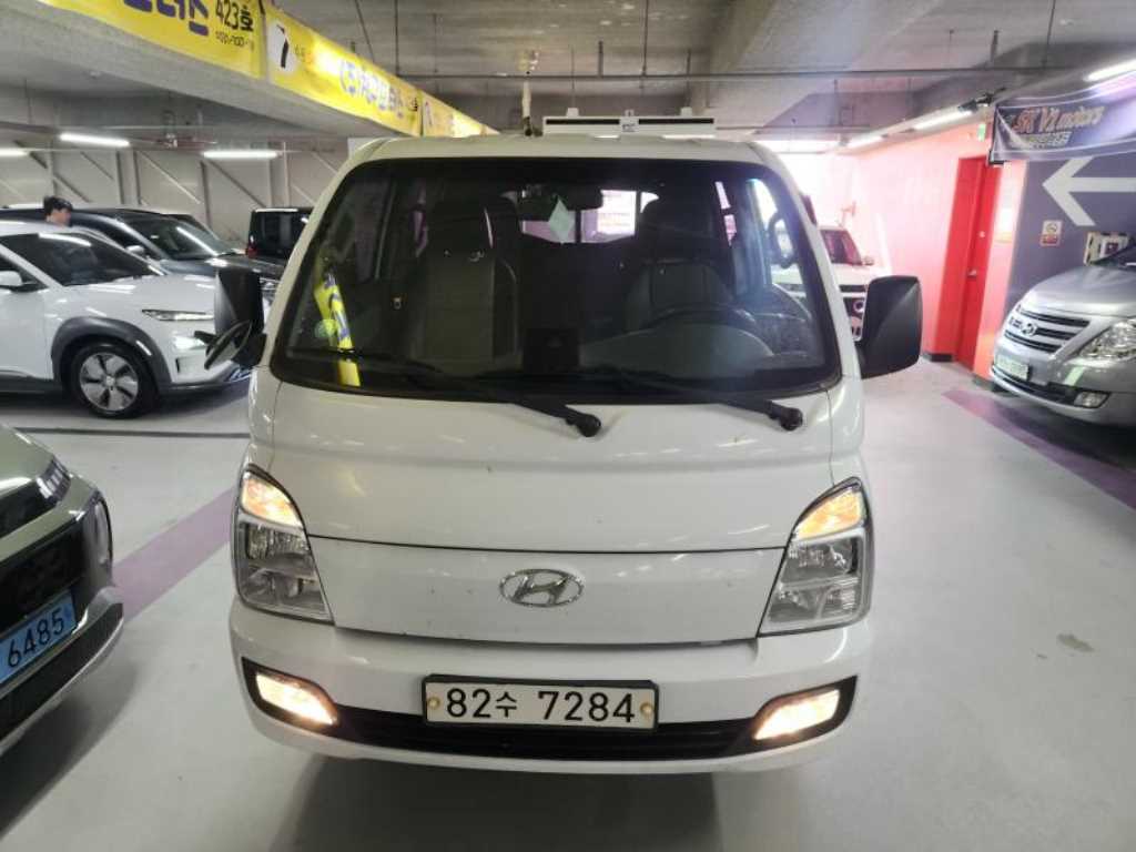Small Truck Cargo (small) 2022 Blanco - Importación desde Corea - HF Imports Iquique - Foto 1