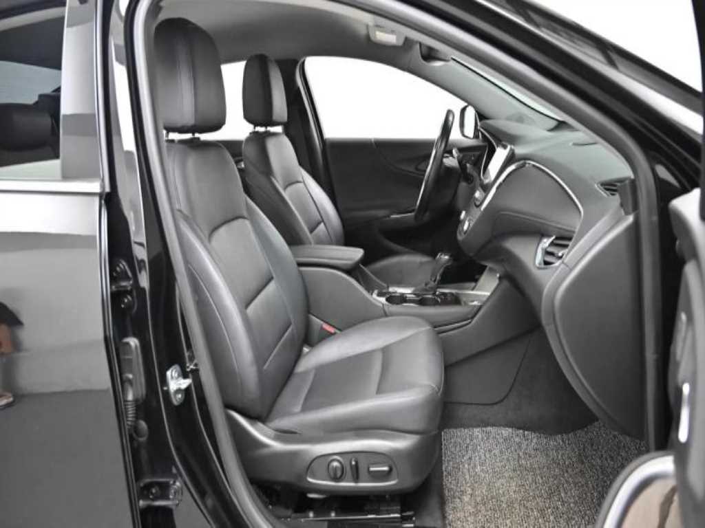 Chevrolet Malibu - Vista 7