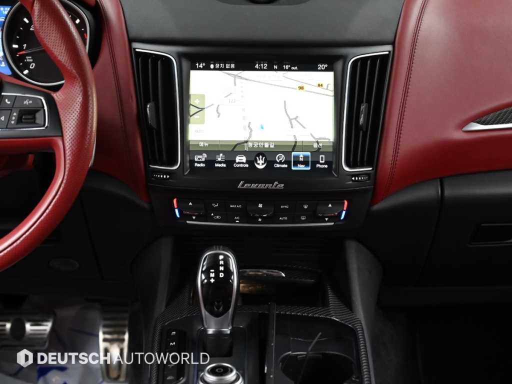 Maserati Levante 2018 Blanco - Importación desde Corea - HF Imports Iquique - Foto 14