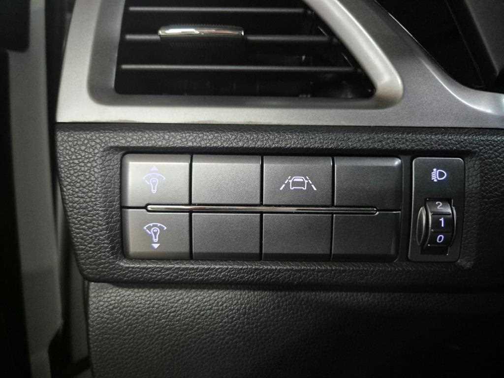 Ssangyong Korando - Vista 12