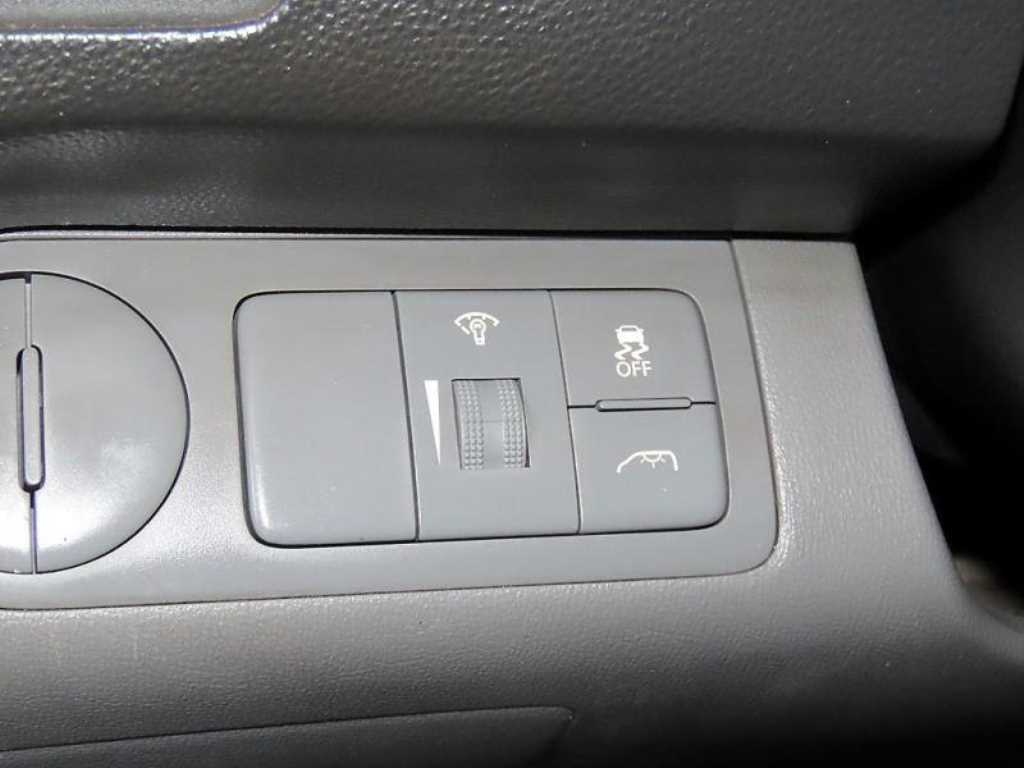 HYUNDAI Starex 2015 Blanco - Importación desde Corea - HF Imports Iquique - Foto 13