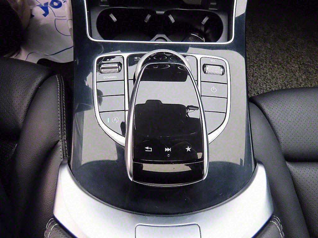 Mercedes Benz C Class - Vista 12