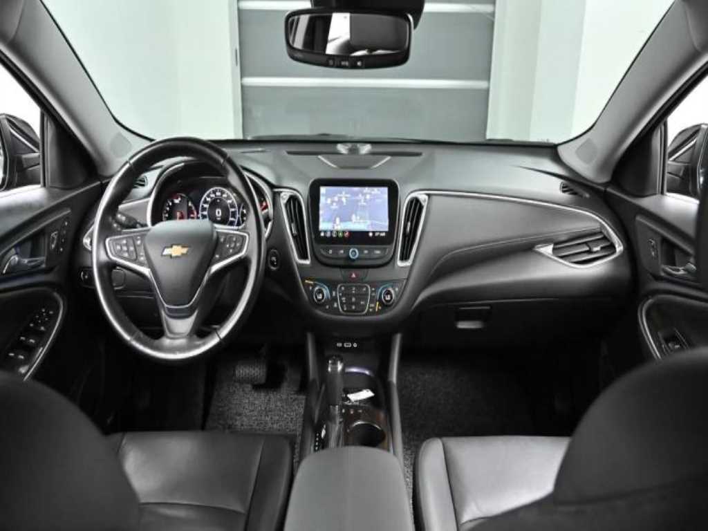 Chevrolet Malibu - Vista 9