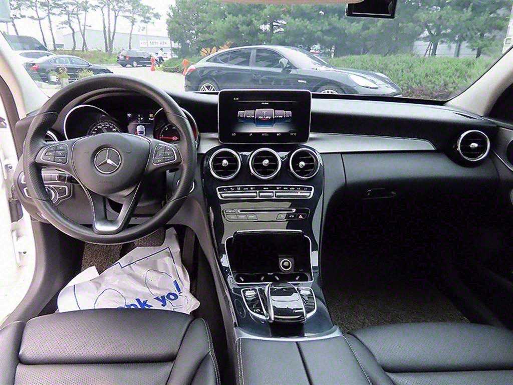 Mercedes Benz C Class - Vista 7