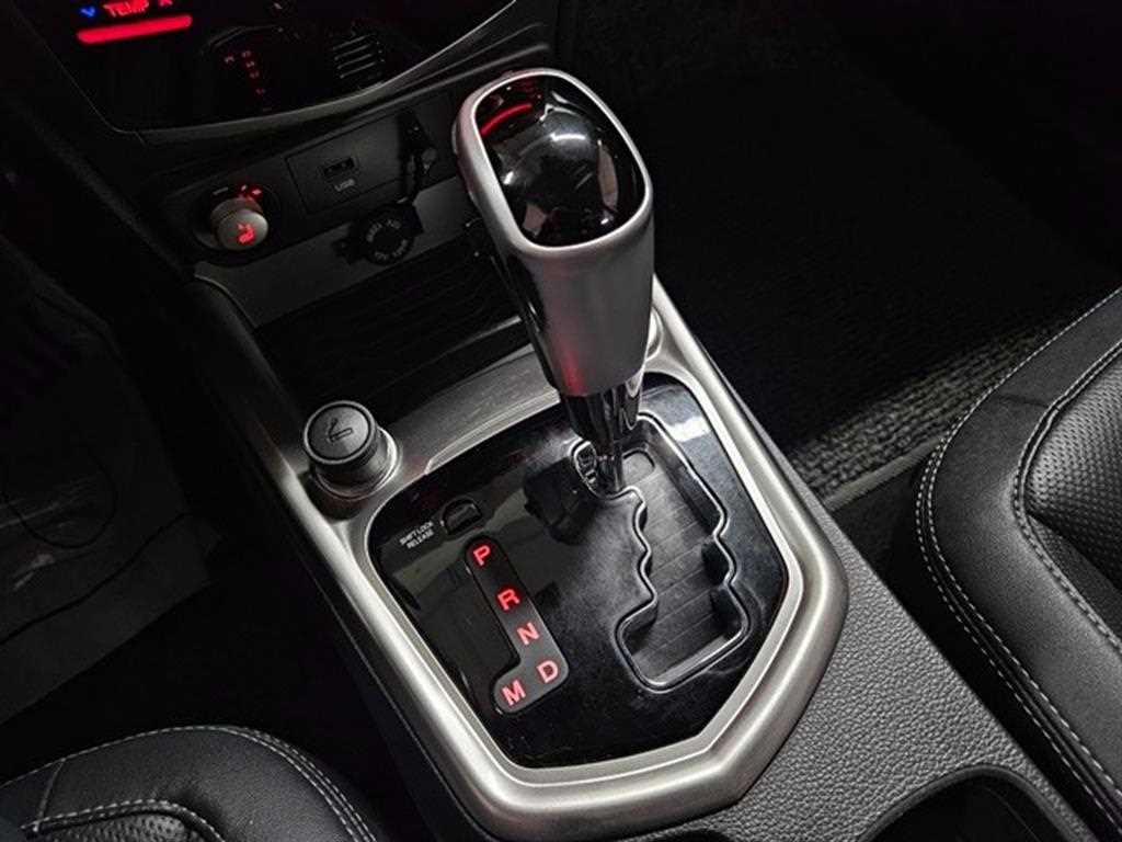 Ssangyong Tivoli - Vista 11