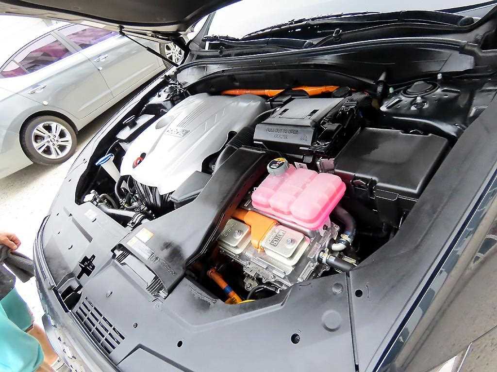 HYUNDAI Grandeur 2020 Negro - Importación desde Corea - HF Imports Iquique - Foto 19