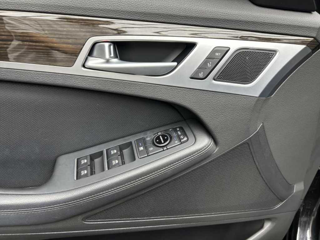 Genesis G80 - Vista 11