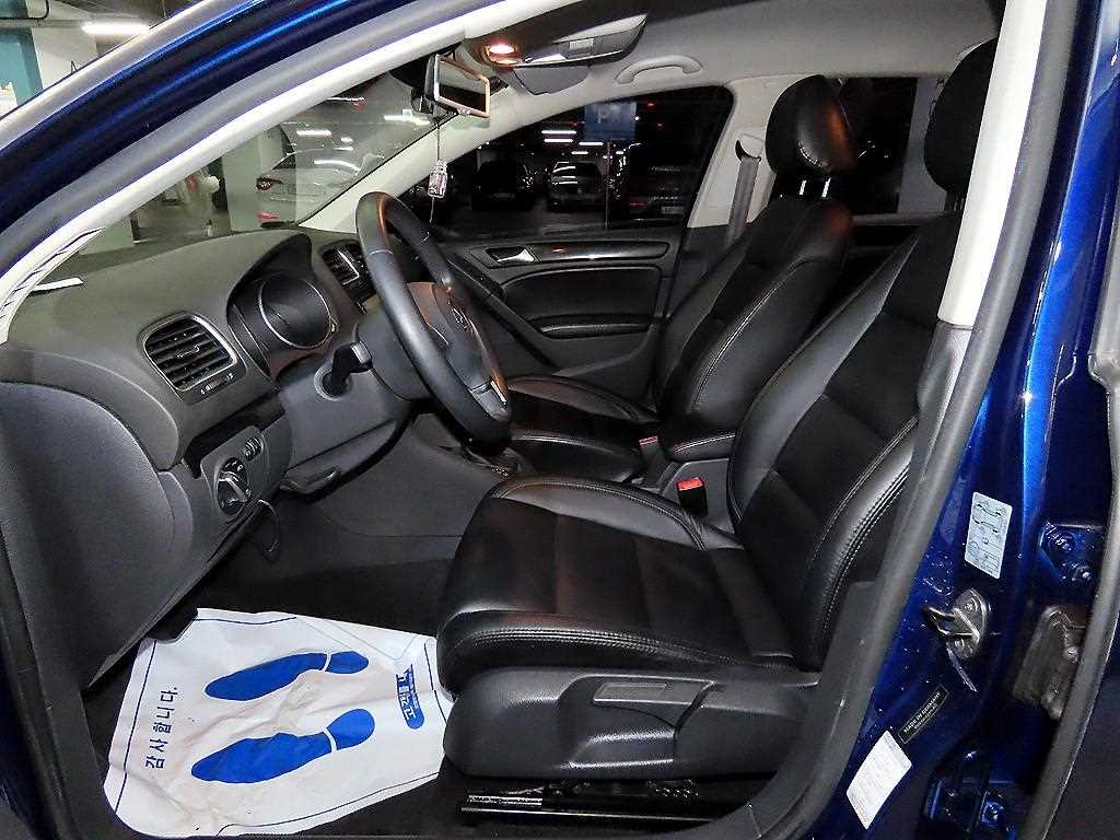 Volkswagen Golf - Vista 6