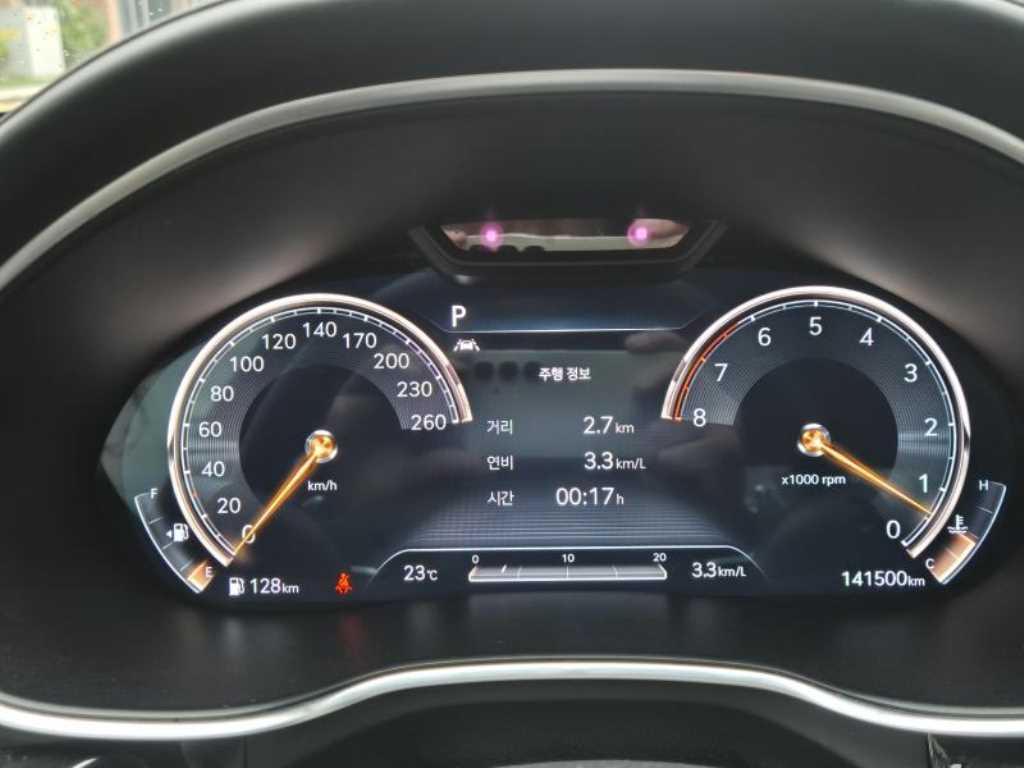 Genesis G80 - Vista 8