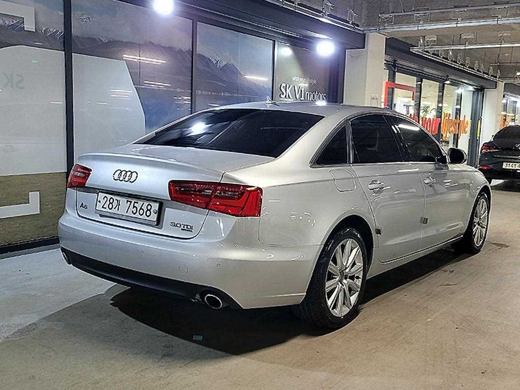 Audi A6 - Vista 4