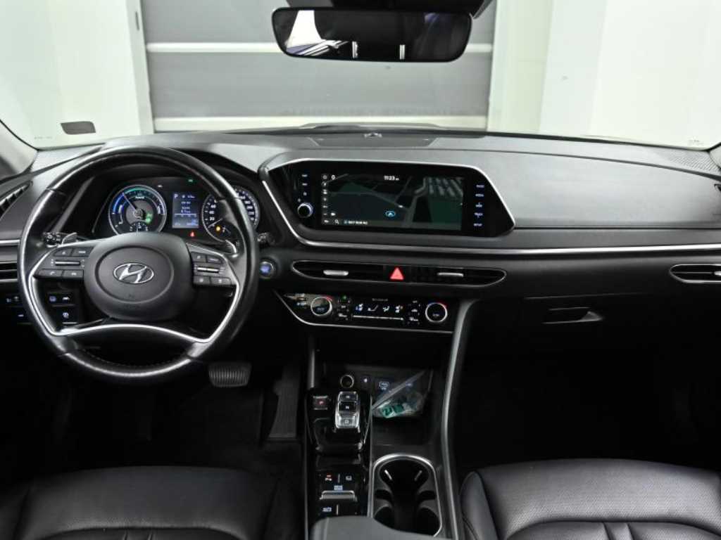 HYUNDAI Sonata - Vista 7