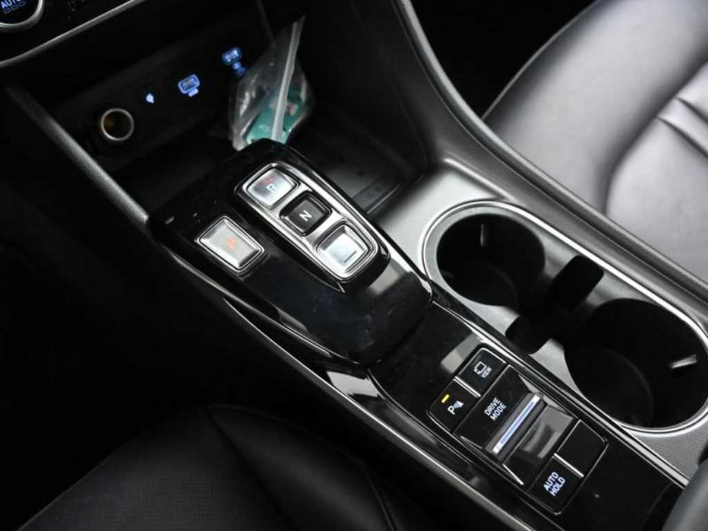 HYUNDAI Sonata - Vista 9