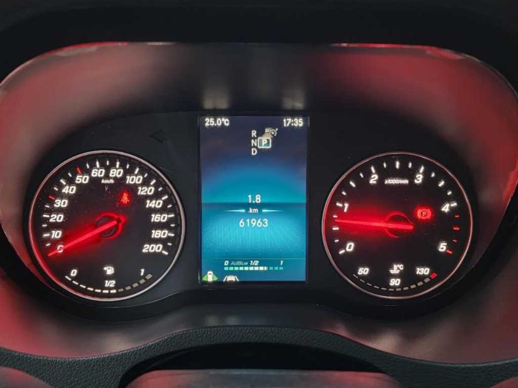 Mercedes Benz Sprinter - Vista 7