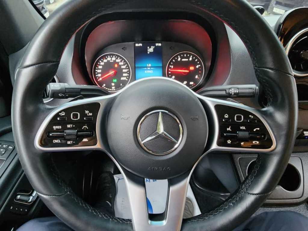 Mercedes Benz Sprinter 2022 Negro - Importación desde Corea - HF Imports Iquique - Foto 13