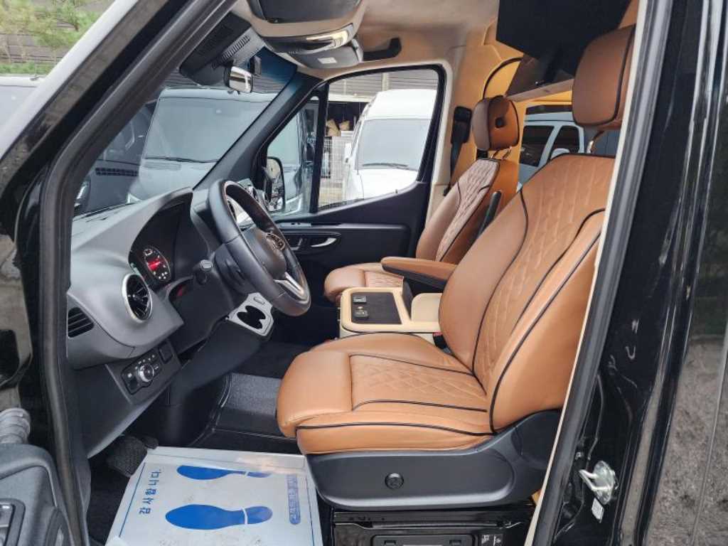 Mercedes Benz Sprinter 2022 Negro - Importación desde Corea - HF Imports Iquique - Foto 16
