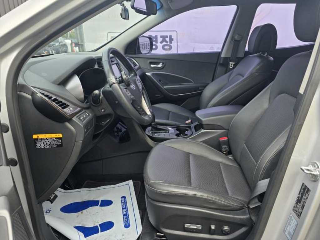 HYUNDAI Santa Fe - Vista 9