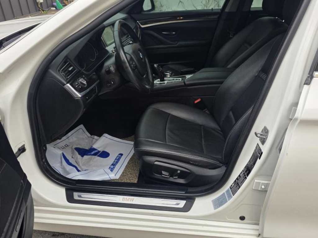 BMW 5 Series - Vista 10