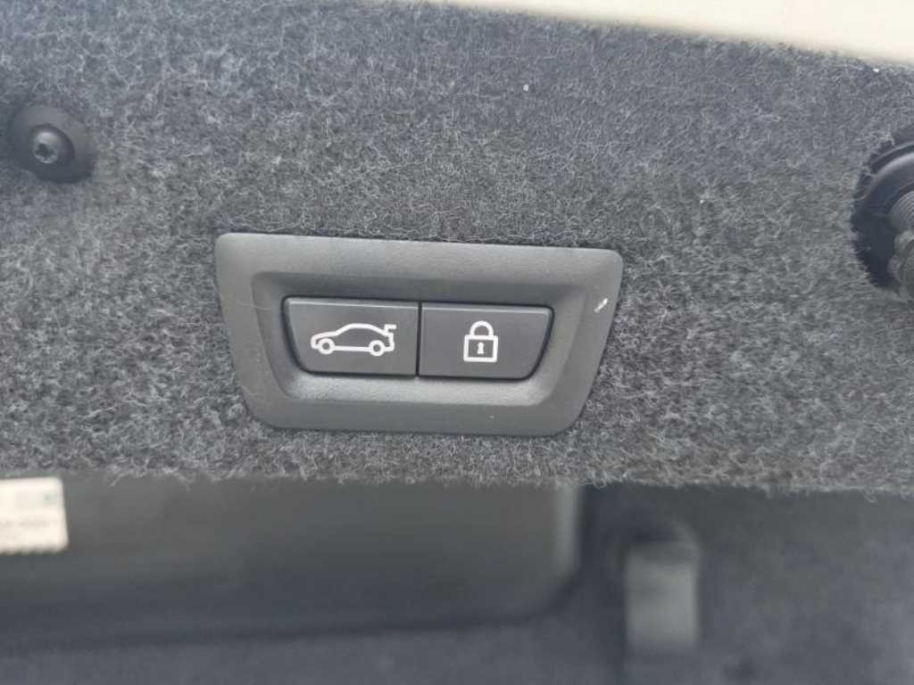 BMW 5 Series - Vista 5