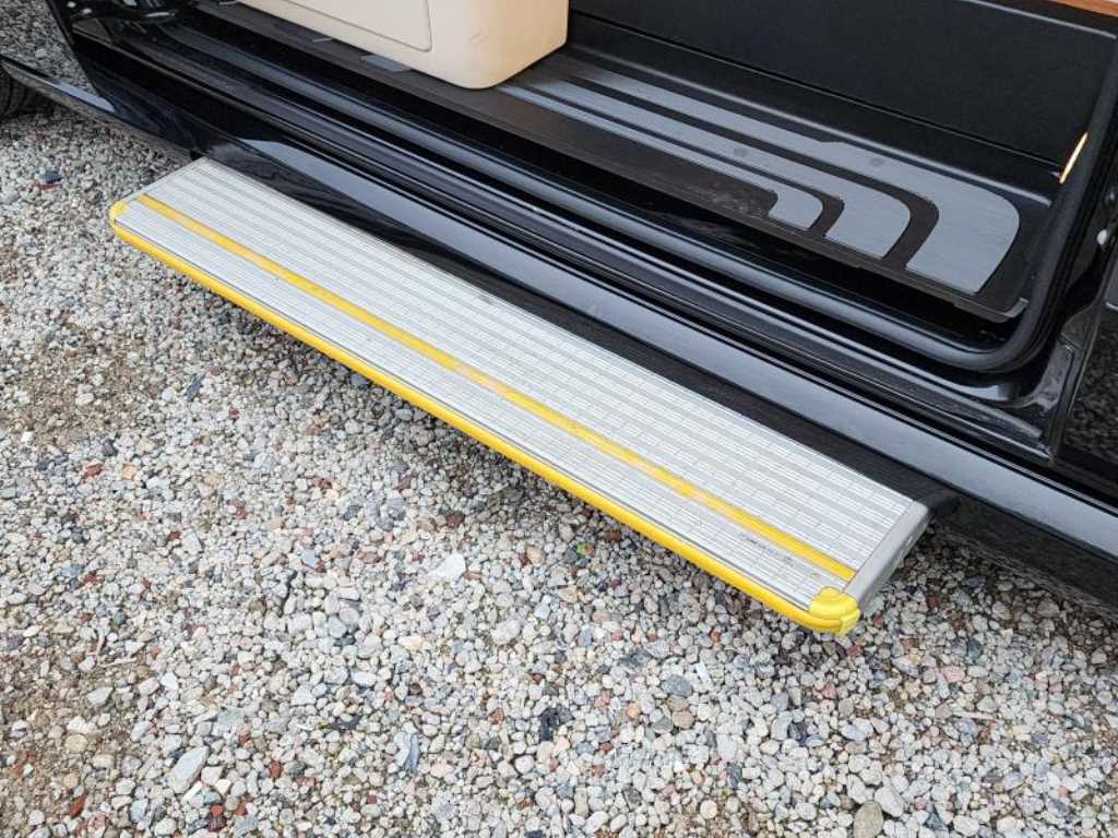 Mercedes Benz Sprinter 2022 Negro - Importación desde Corea - HF Imports Iquique - Foto 18