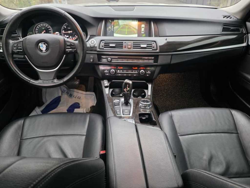 BMW 5 Series - Vista 9