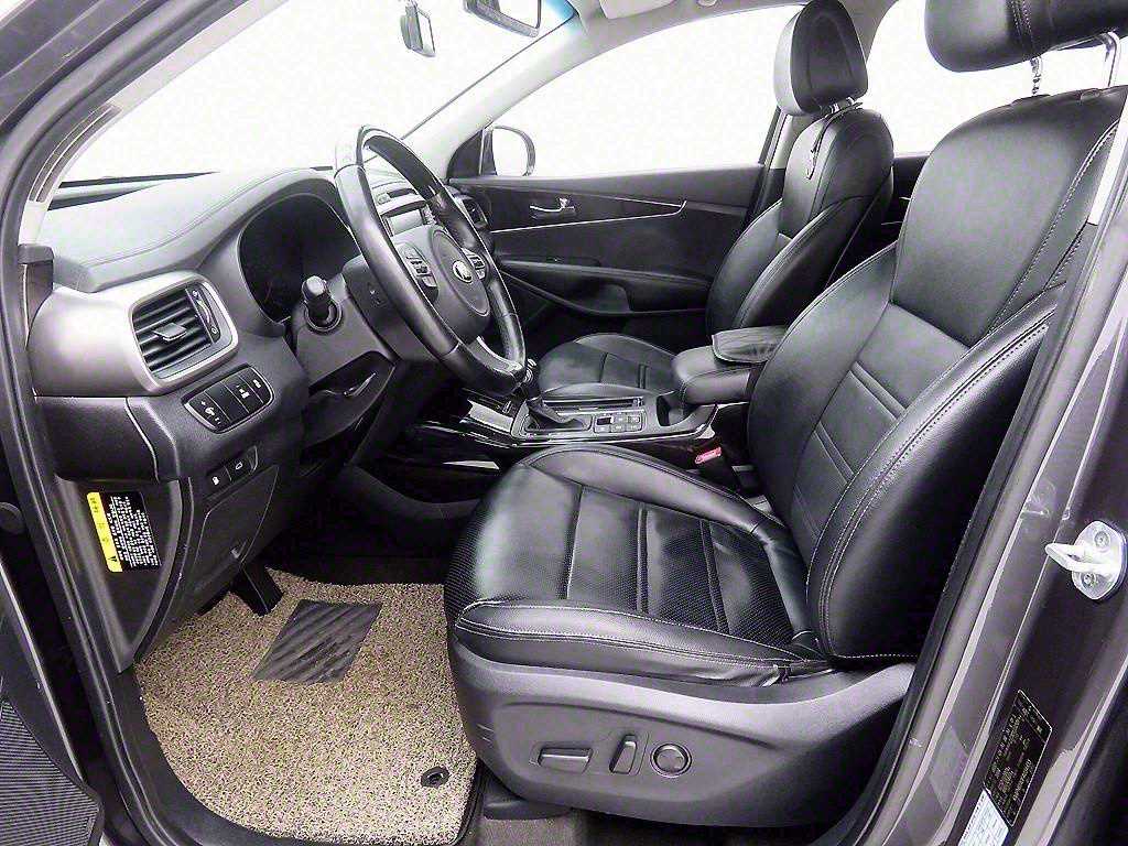 KIA Sorento - Vista 7