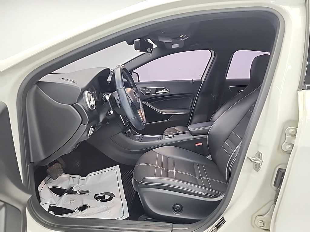 Mercedes Benz A Class - Vista 11