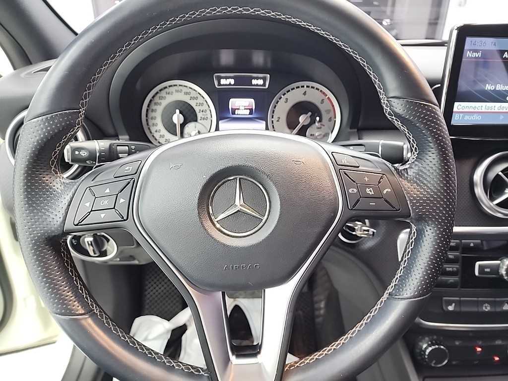 Mercedes Benz A Class - Vista 9