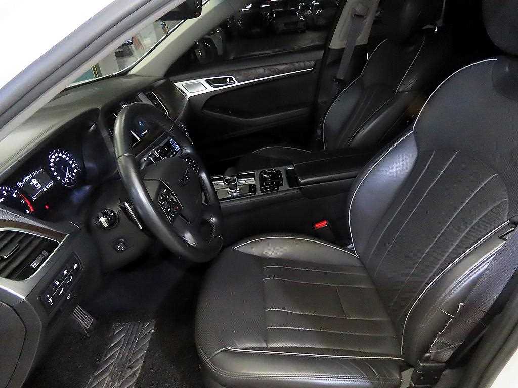 Genesis G80 - Vista 6