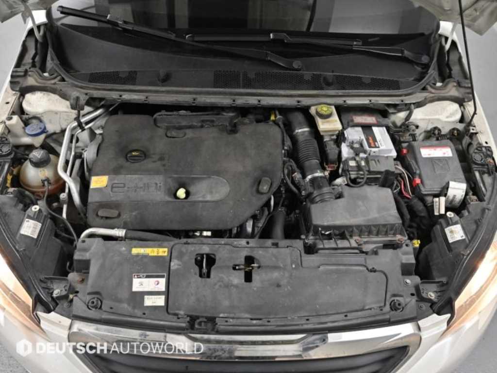Peugeot 308 - Vista 6