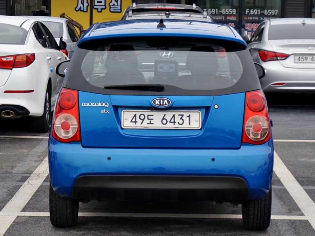 KIA Morning - Vista 5