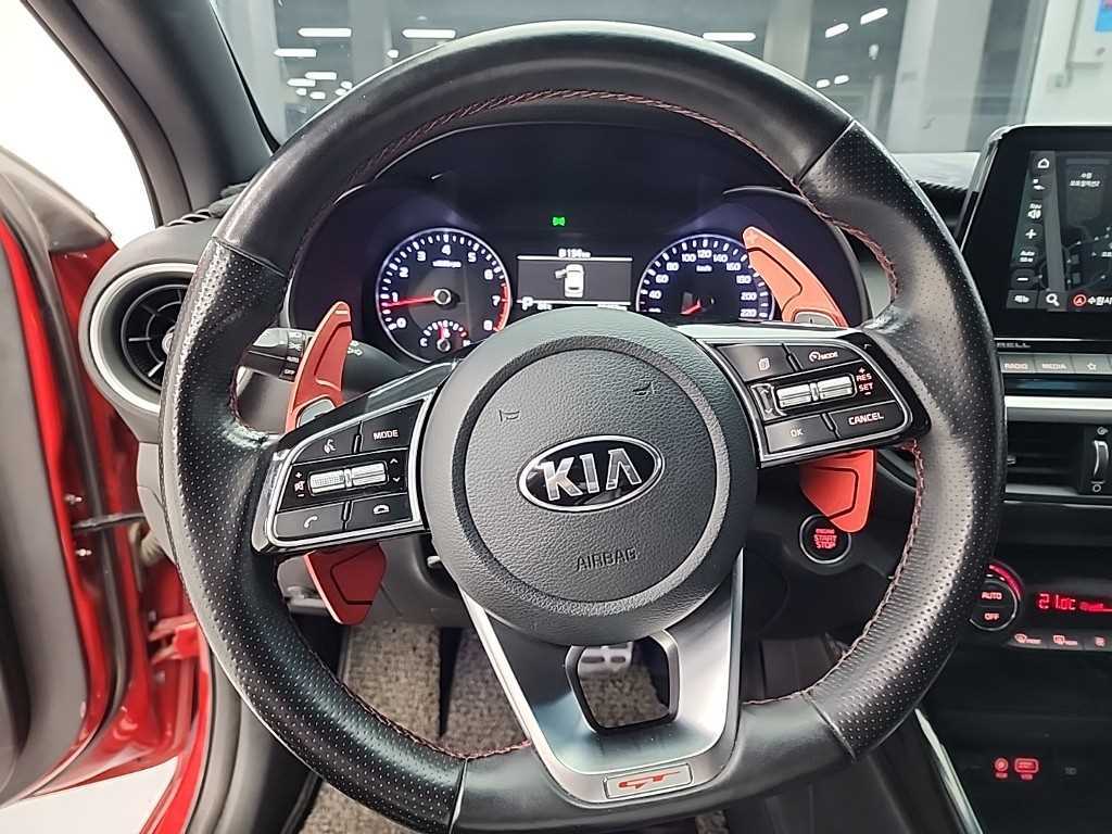 KIA K3 - Vista 9