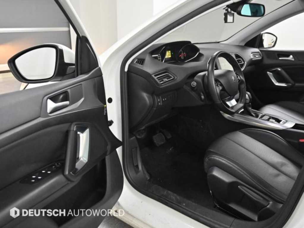 Peugeot 308 - Vista 11