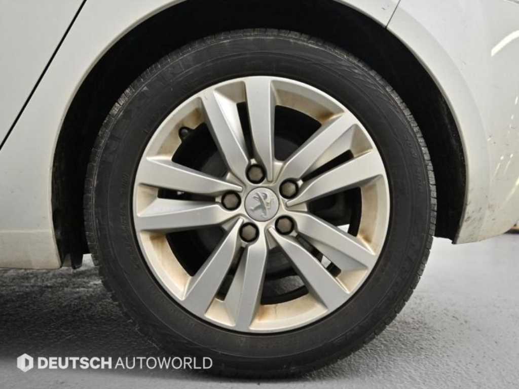 Peugeot 308 - Vista 5